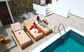 Valantina'S & Mannouel Lardos Luxury Villas