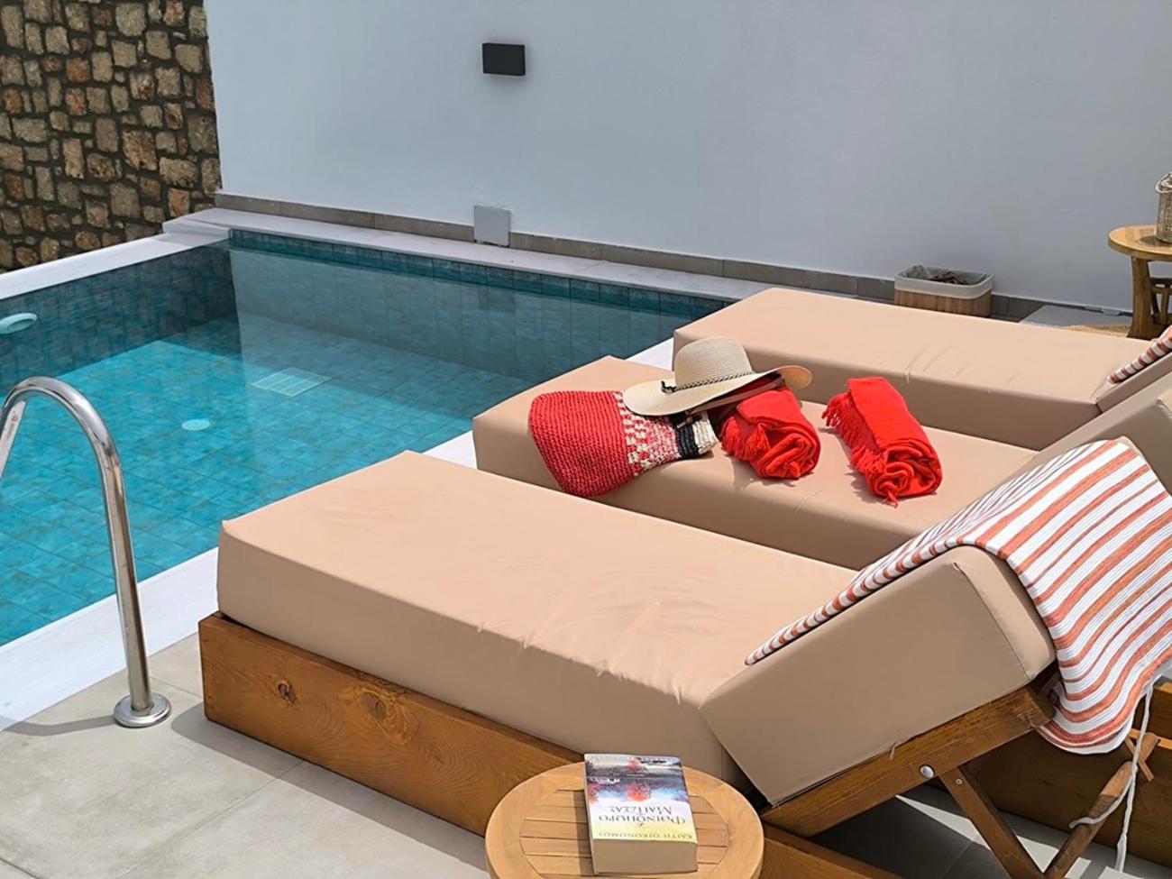 Valantina'S & Mannouel Lardos Luxury Villas Exterior photo