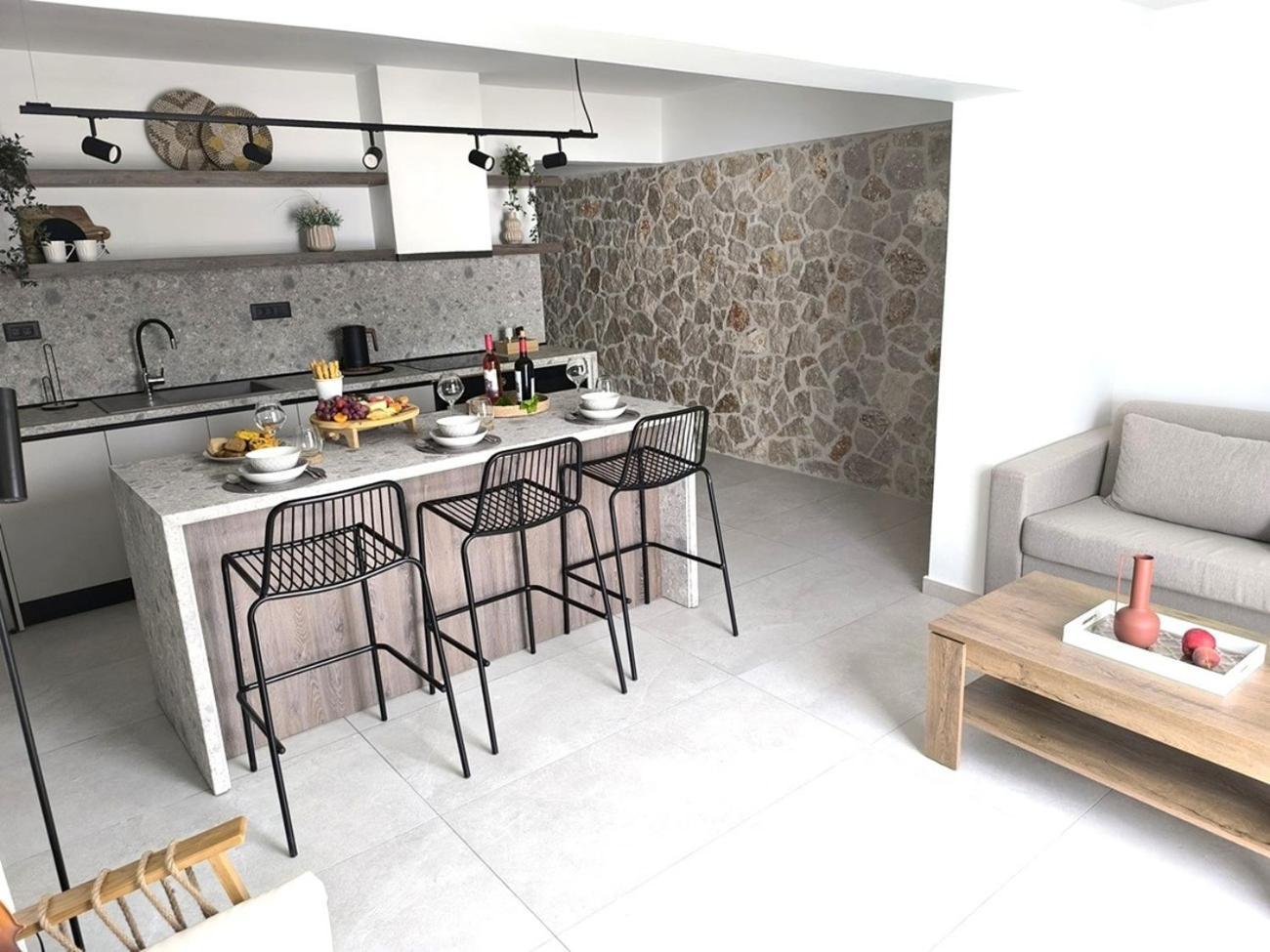Valantina'S & Mannouel Lardos Luxury Villas Exterior photo