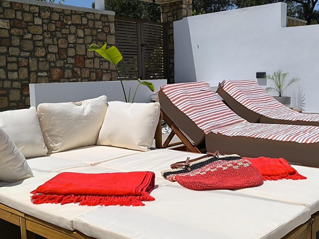 Valantina'S & Mannouel Lardos Luxury Villas Exterior photo