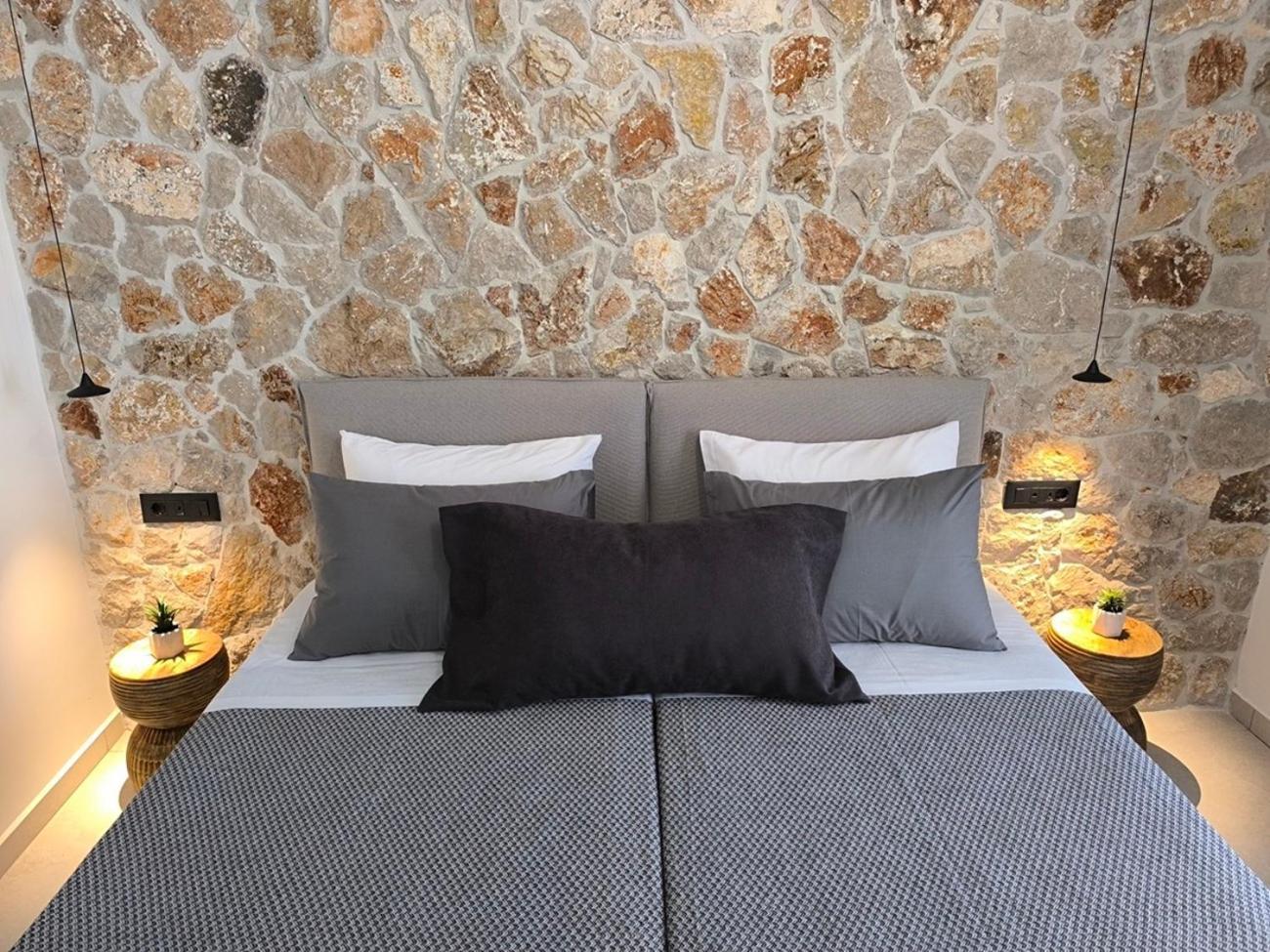 Valantina'S & Mannouel Lardos Luxury Villas Exterior photo